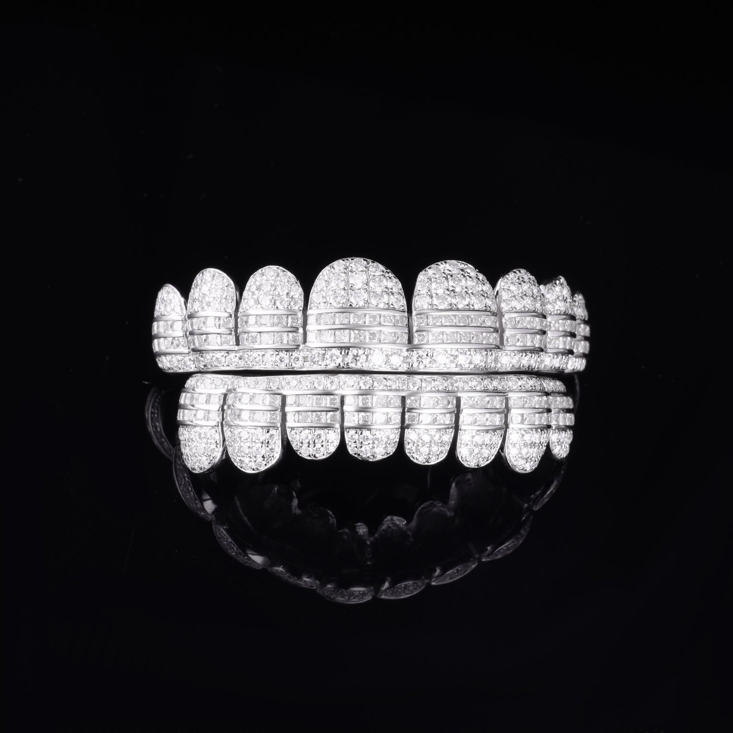 Custom VVS Moissanite Grills With Round Baguette Brilliant Cut Stones